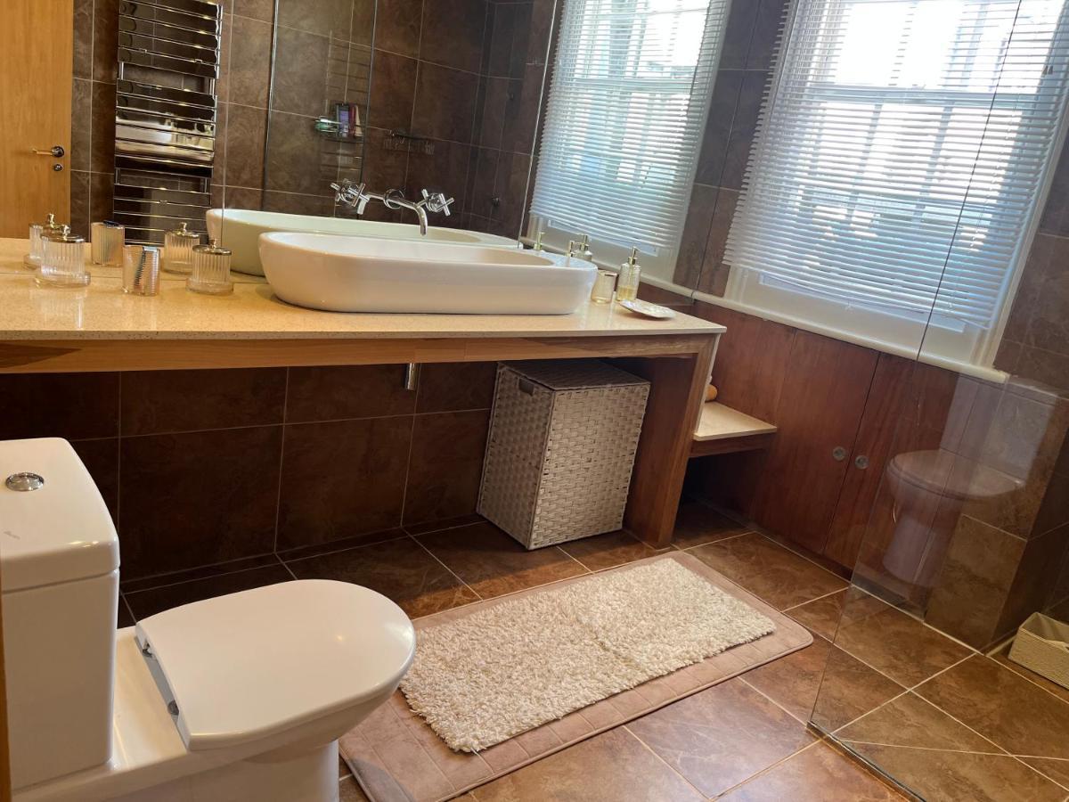 Mansion Queensberry Лондон Экстерьер фото